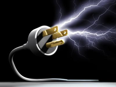 CUIDADOS COM A ELETRICIDADE NOS PERÍODOS DE CHUVA CUIDADOS COM A ELETRICIDADE NOS PERÍODOS DE CHUVA